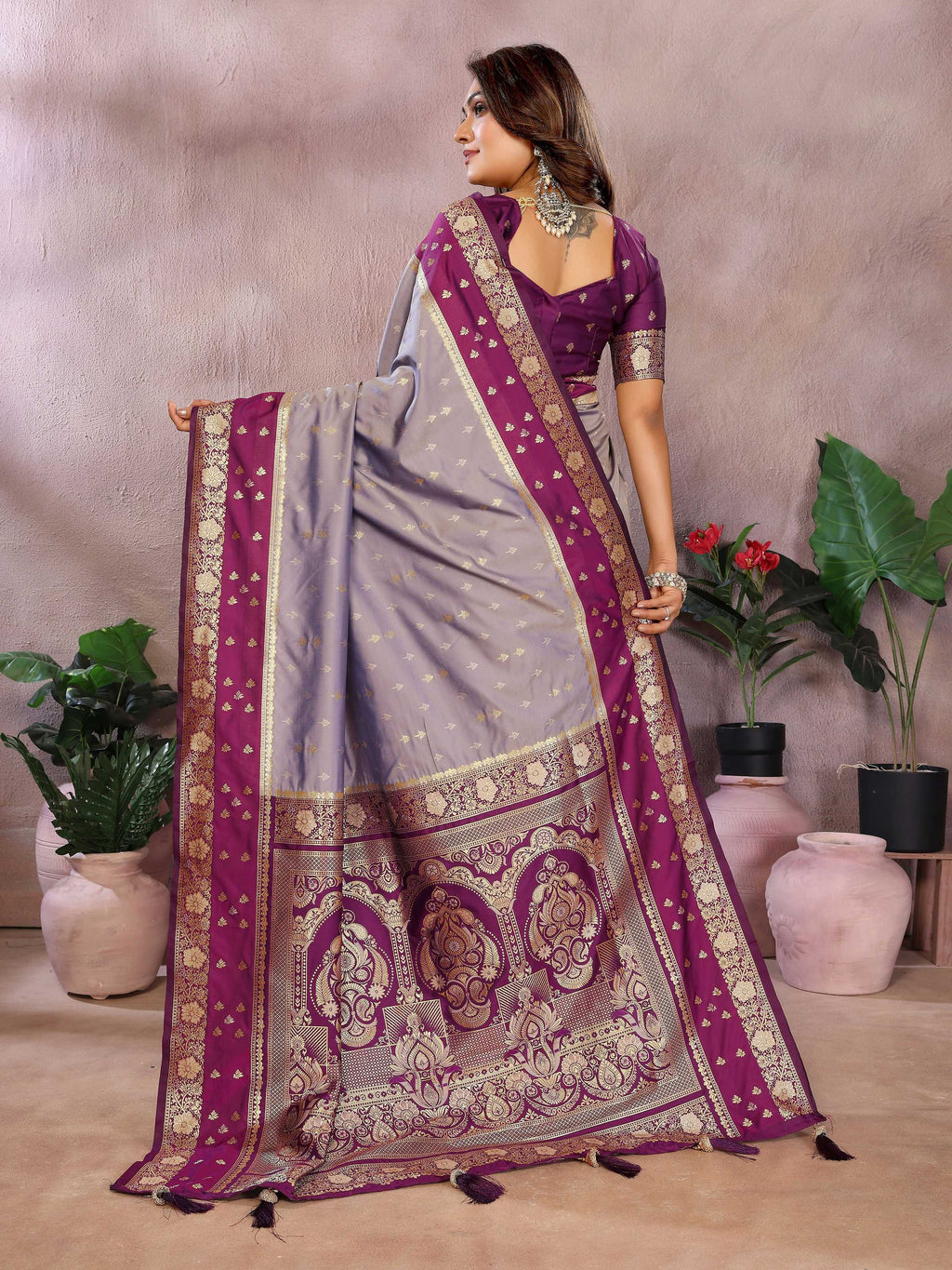 Grey Kalamkari Silk Saree with Zari Woven Detail