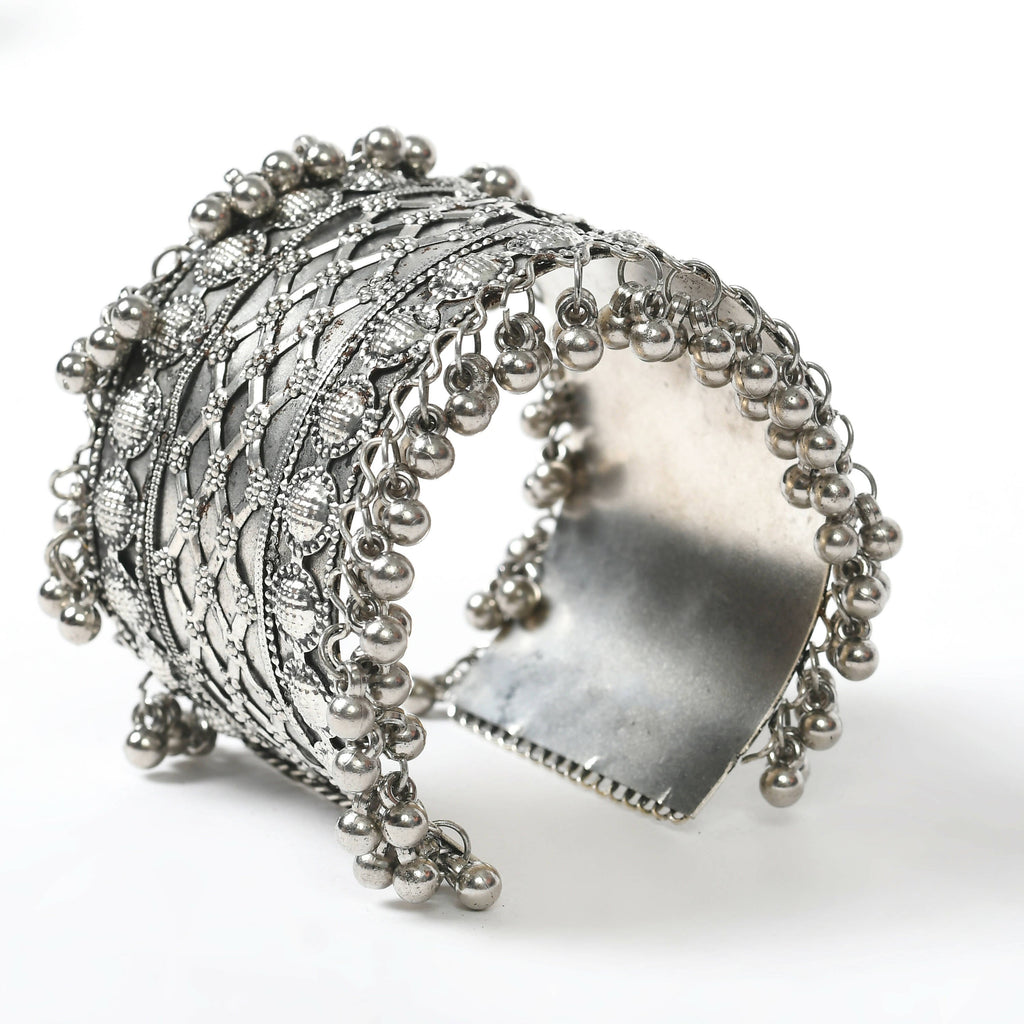 Joharkamal Oxidised Silver-Plated Ghungroo Handcraft Bracelet
