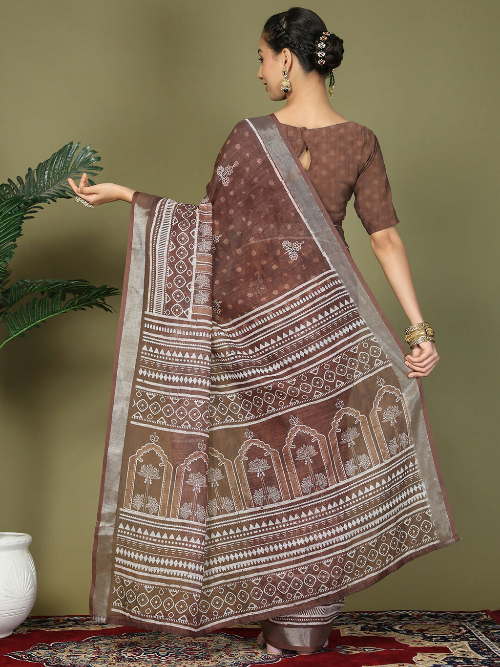 Versatile Brown Cotton Saree for Everyday Elegance