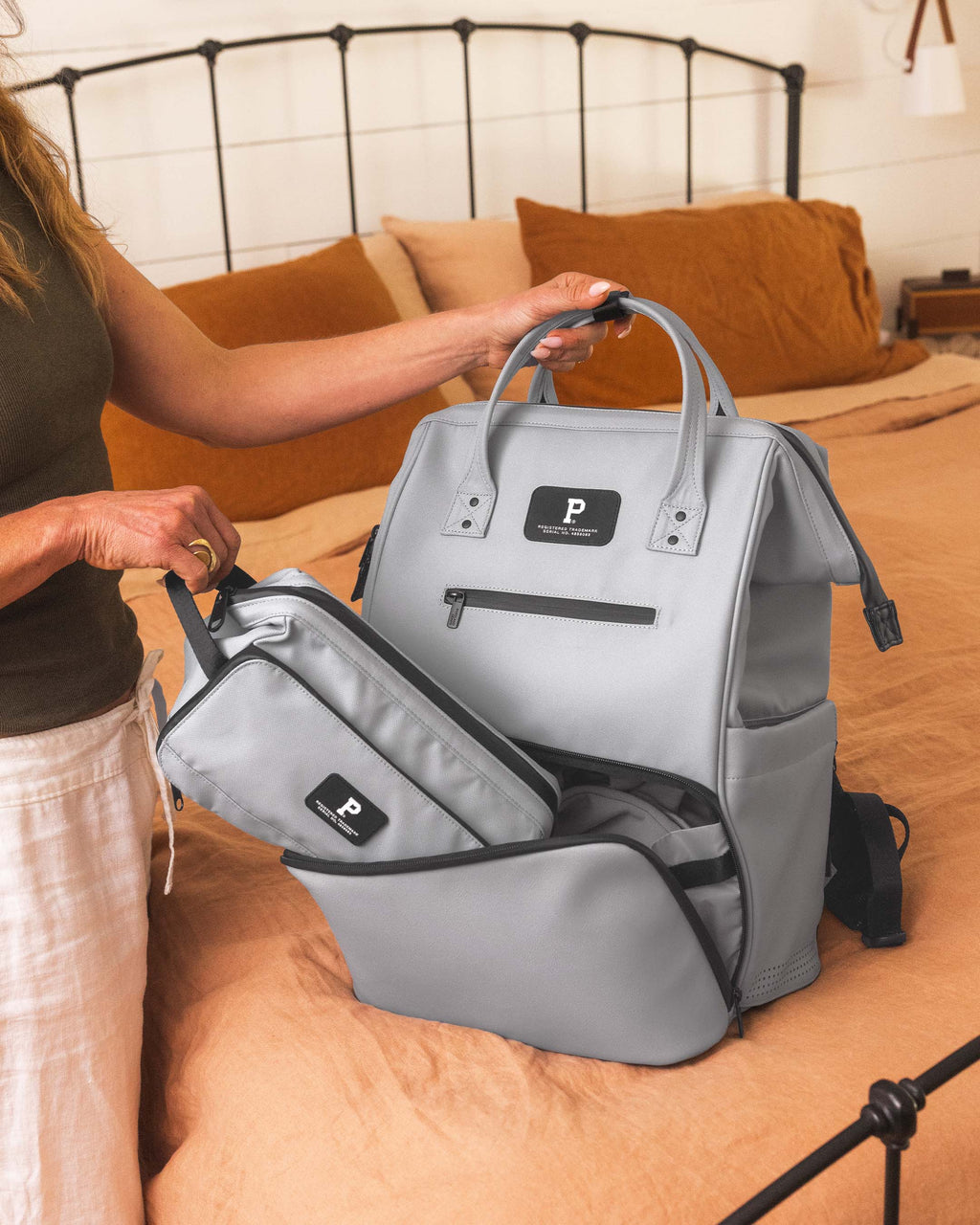 Cascade Getaway Weather-Proof Convertible Travel Backpack Black - Image 21