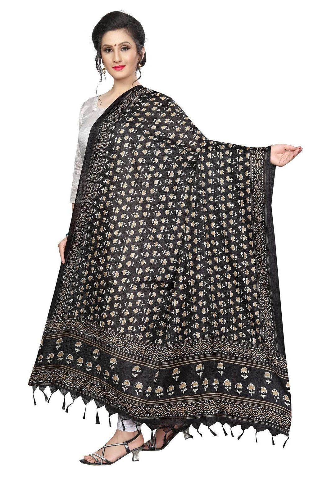 A stylish black printed Khadi Bhagalpuri dupatta for girls draped elegantly