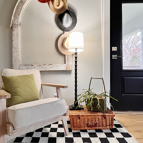 Modern Scalloped Base Floor Lamp