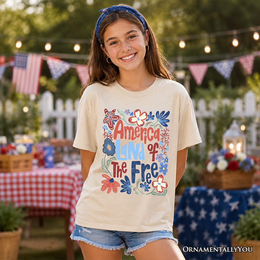 Kids Retro Floral Land of the Free Independence Day T-Shirt