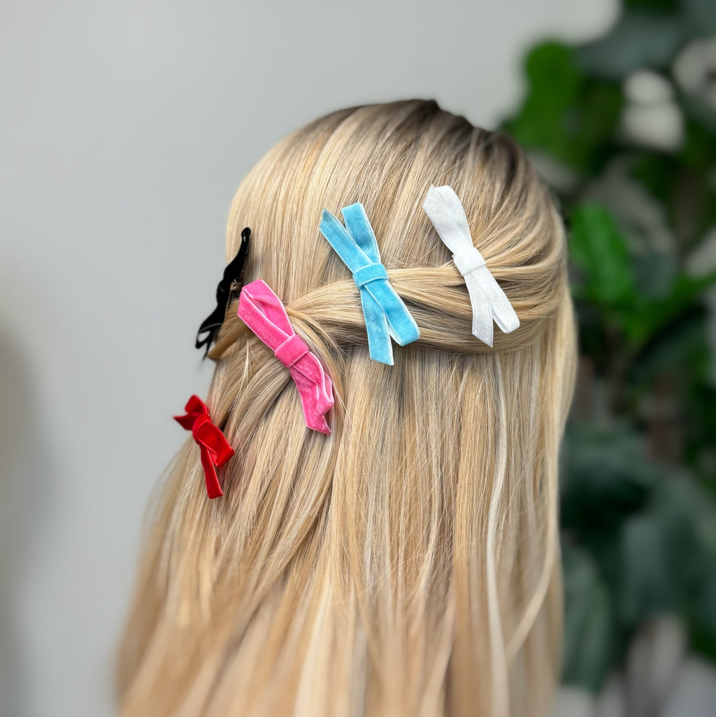 Adorable Velvet Bow Hair Clip Set Of 5