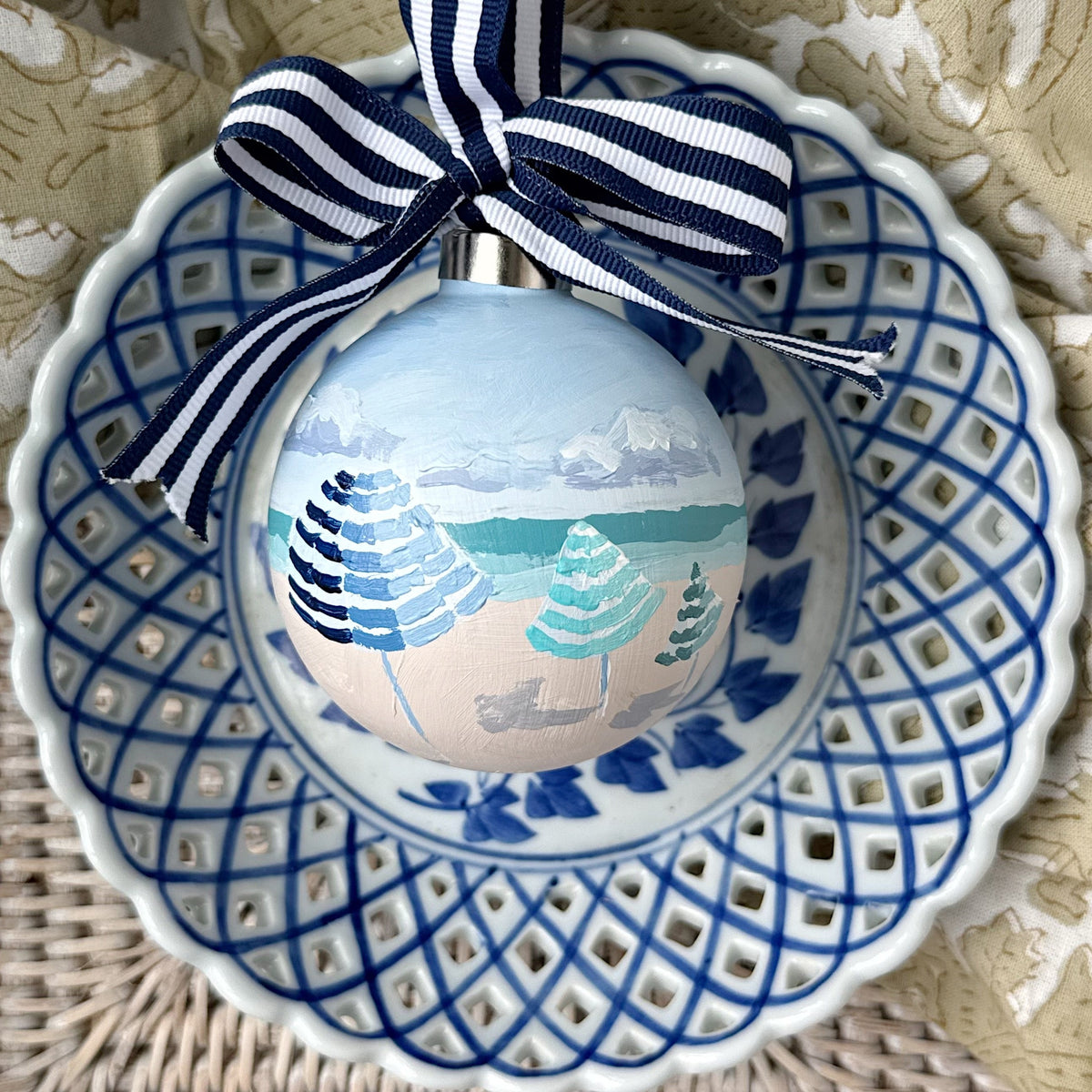 3" BEACH ORNAMENT KP
