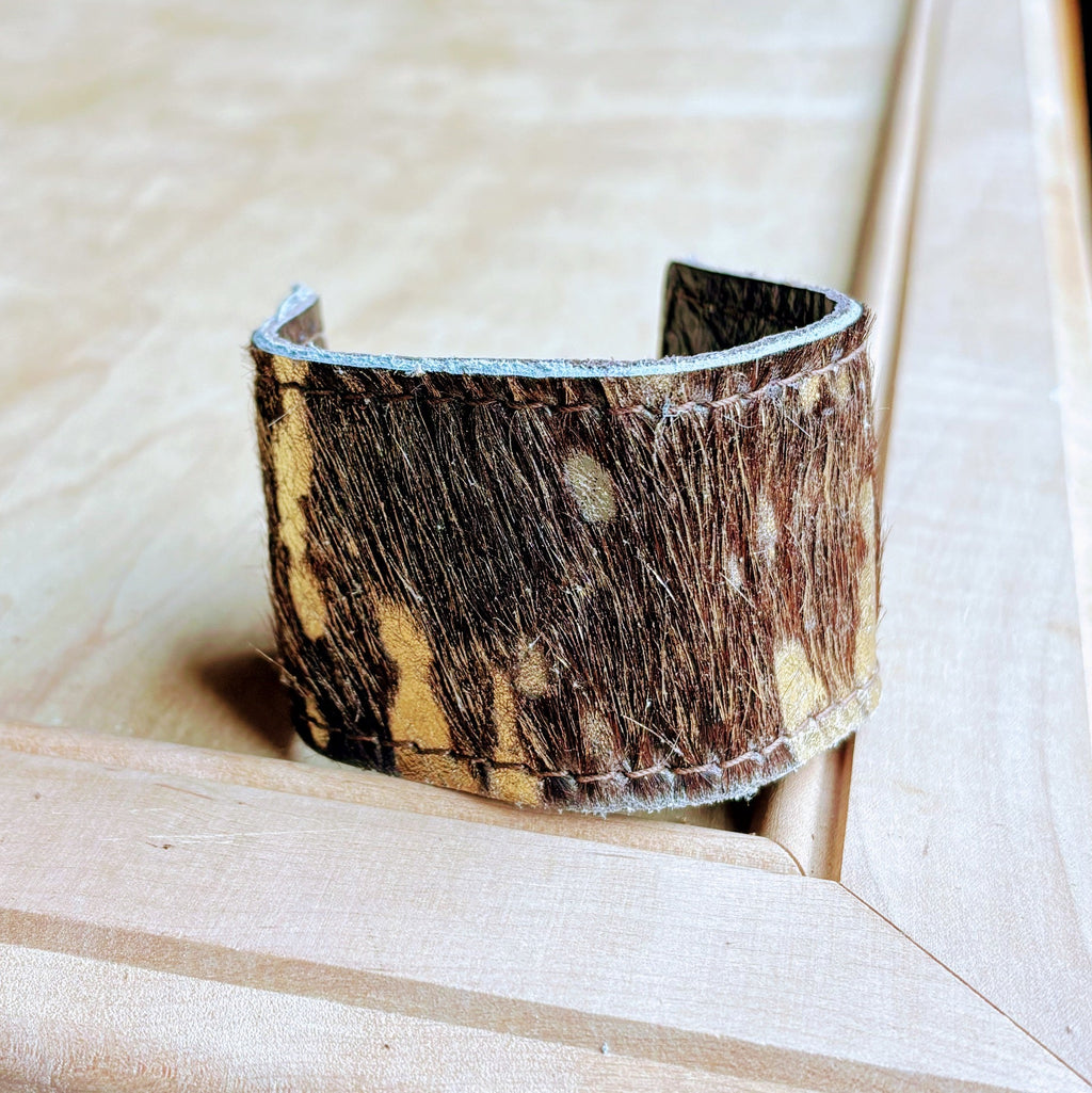 Women's Wide Leather Cuff Bracelet Dark Metallic