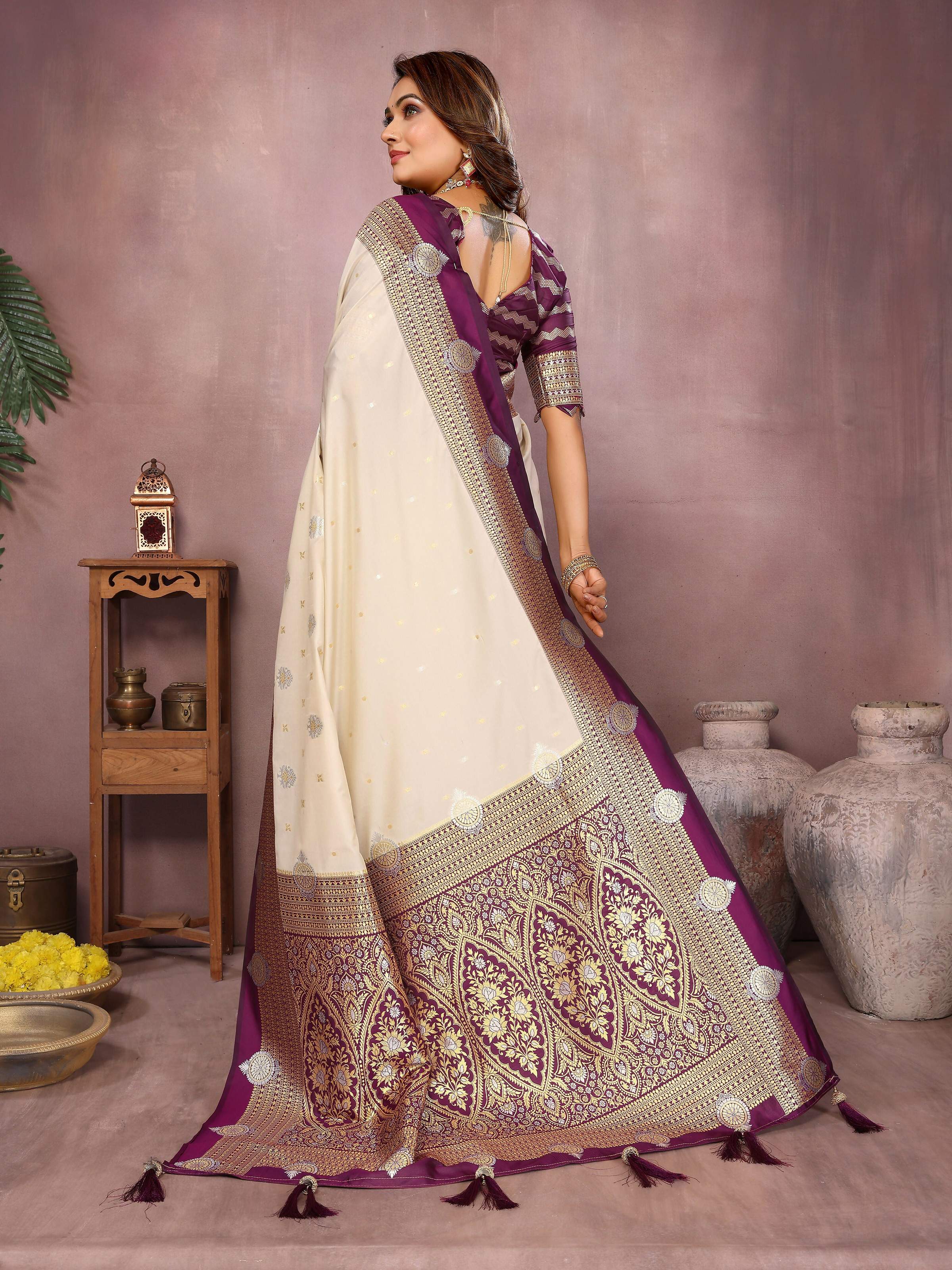 Cream Silk Weaving Saree - Elegant Traditional Drapes