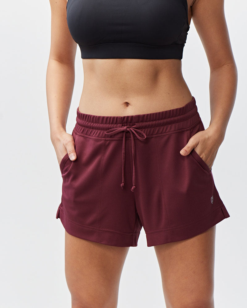 Advance Knit Workout Shorts with Pockets 4.5 Inch Inseam - Image 15
