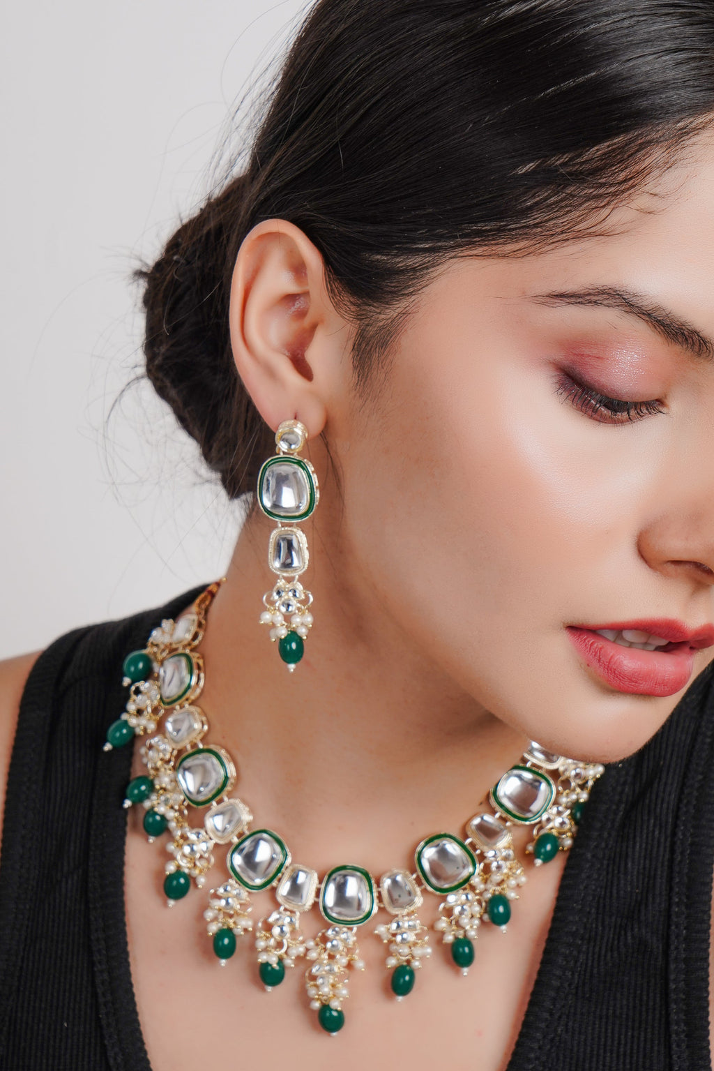 Green Gold-Plated Traditional Fashion Jewellery Set for Women