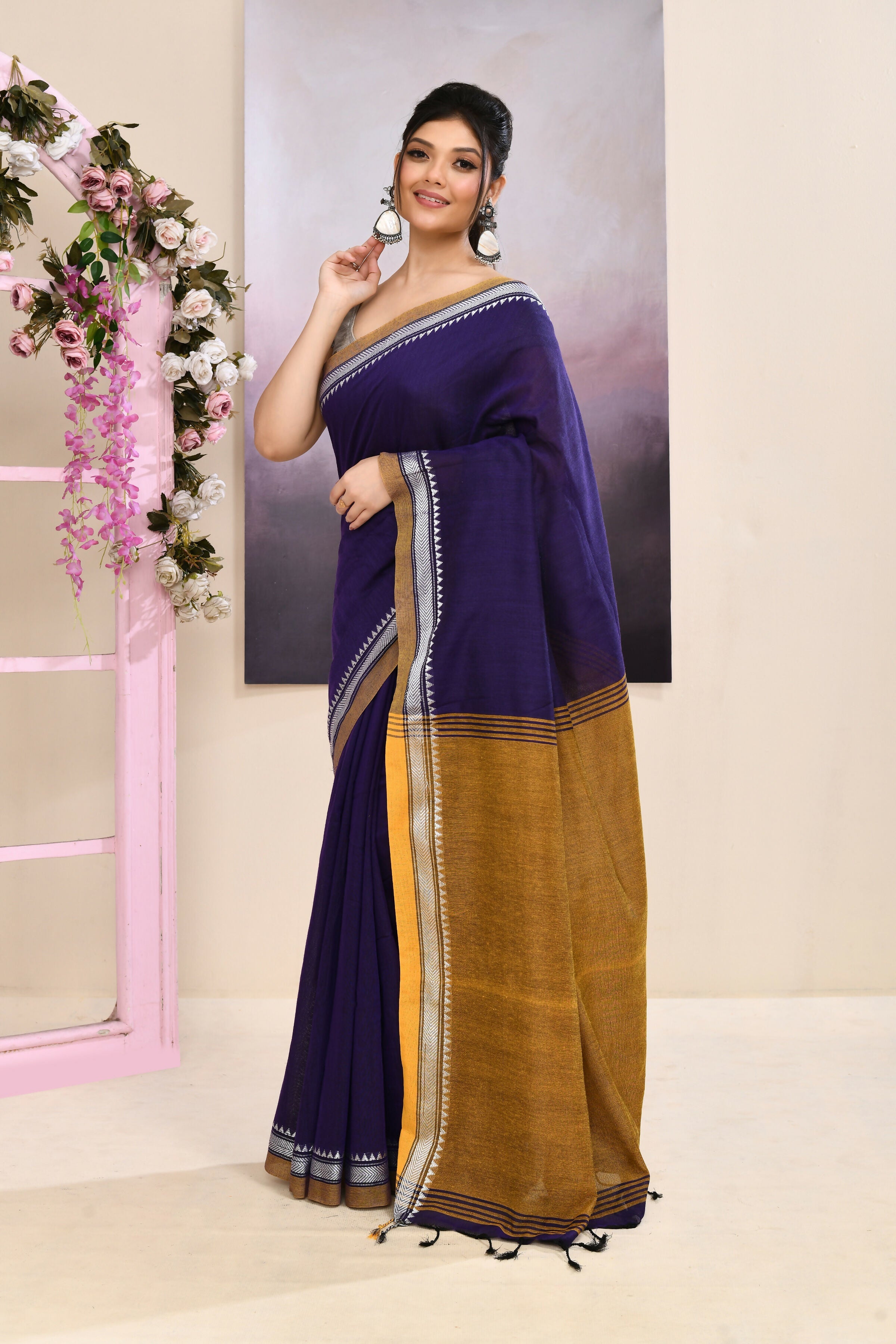 Purple Embellished Cotton Blend Jamdani Saree
