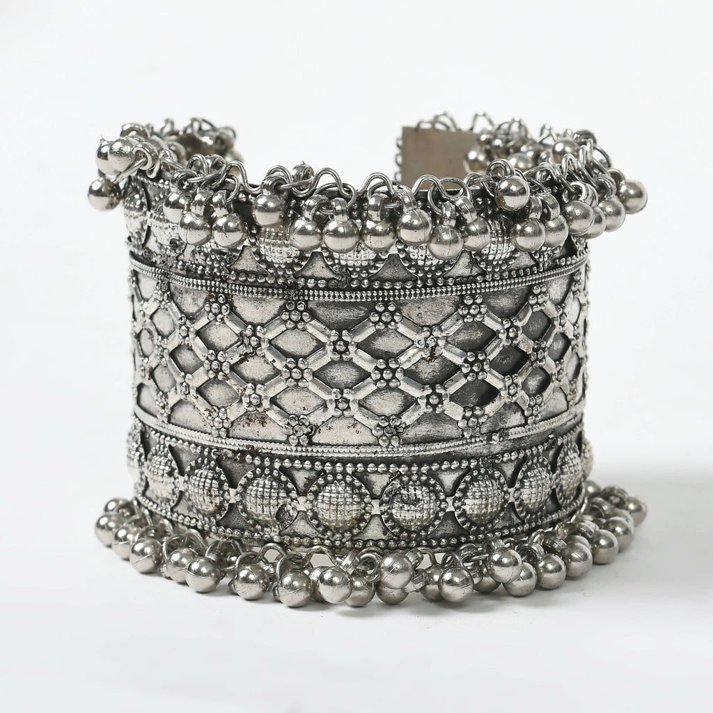 Joharkamal Oxidised Silver-Plated Ghungroo Handcraft Bracelet