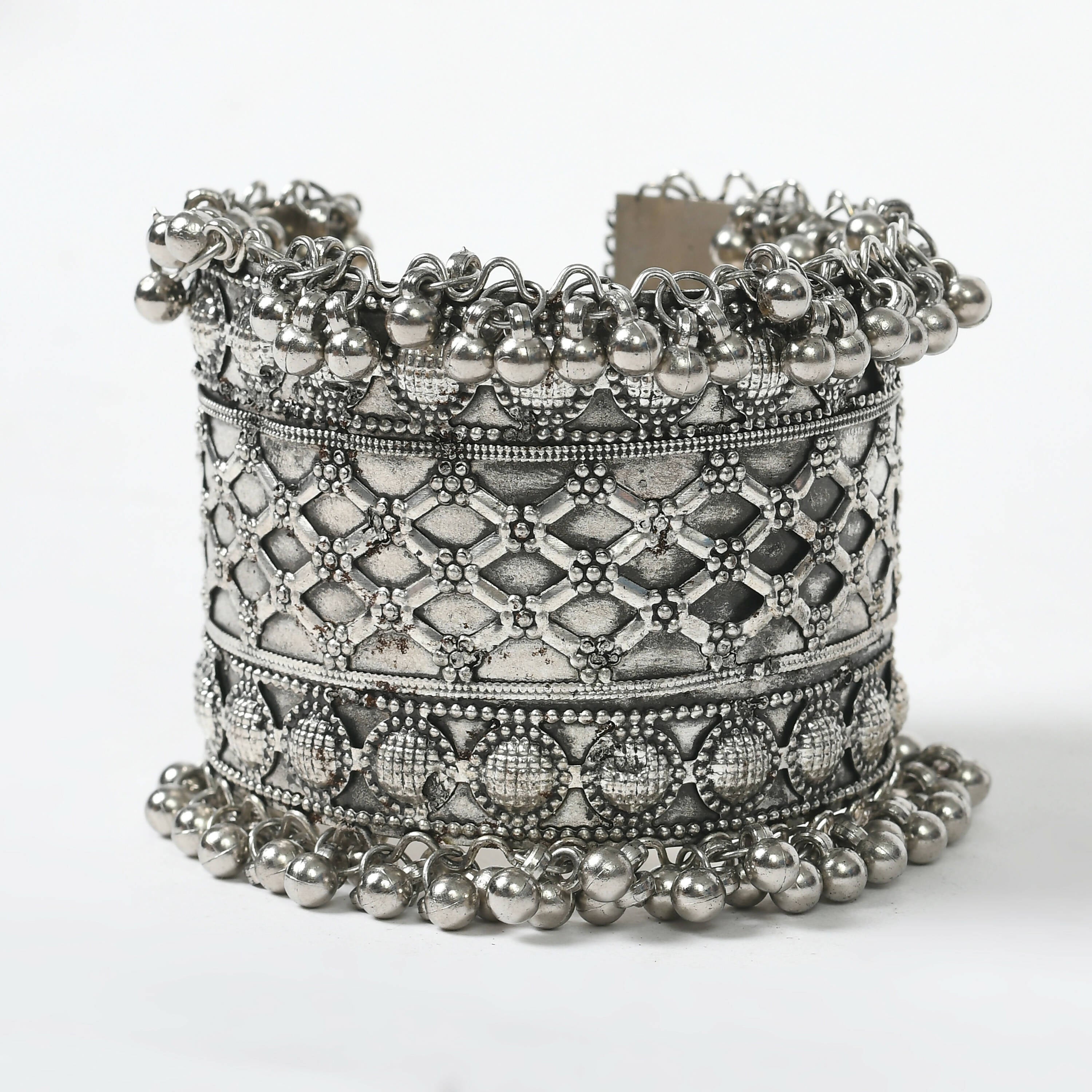 Joharkamal Oxidised Silver-Plated Ghungroo Handcraft Bracelet