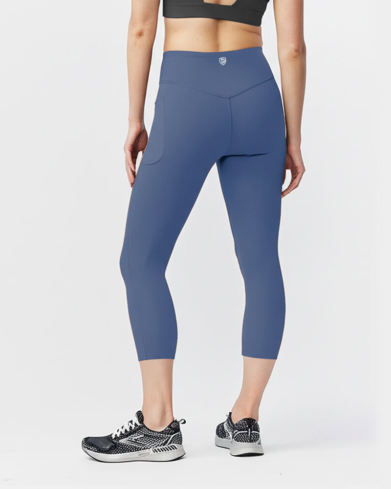 Go Again Women's 21 Inch High-Rise Cropped Leggings in Black - Image 14