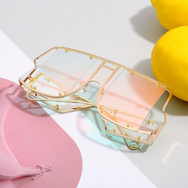 Oversized Square Sunglasses with Metal Rivets UV400 Protection
