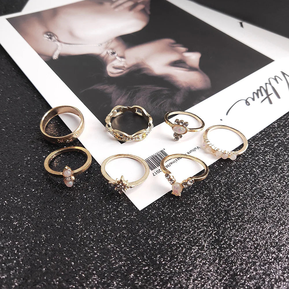 Fashion Geometric Knuckle Rings set For Women Crystal Gold color Finger Ring Boho Ladies wedding Jewelry Gift