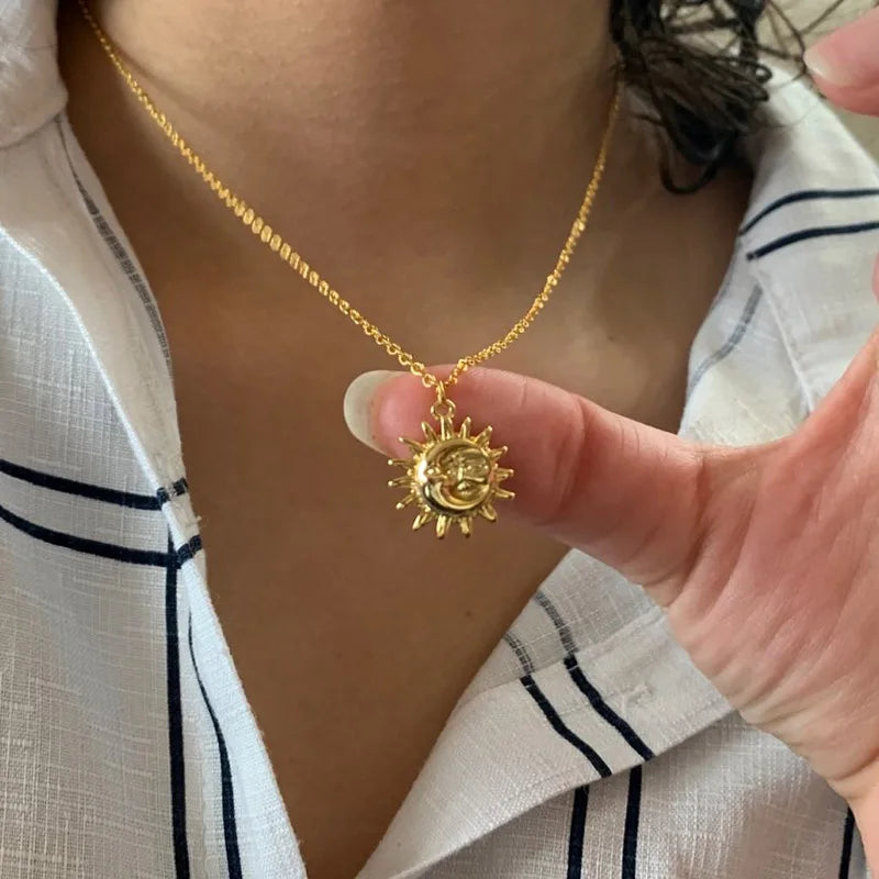 Bohemian Moon and Sun Face Pendant Necklaces Golden Minimalist Layered Coin Necklace For Women Men Jewelry Friendship Gift BFF
