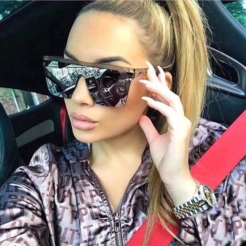 Elegant Vintage Square Sunglasses with UV400 Protection