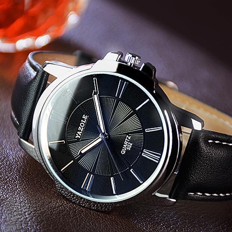 Classic men's quartz wristwatch with a leather belt and alloy case in a business style design.