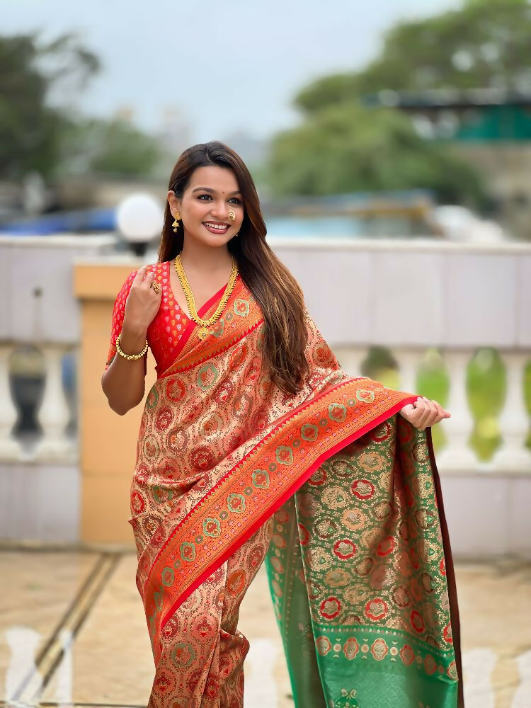 Red Soft Kanjivaram Silk Saree with Meenakari Zari Weaving