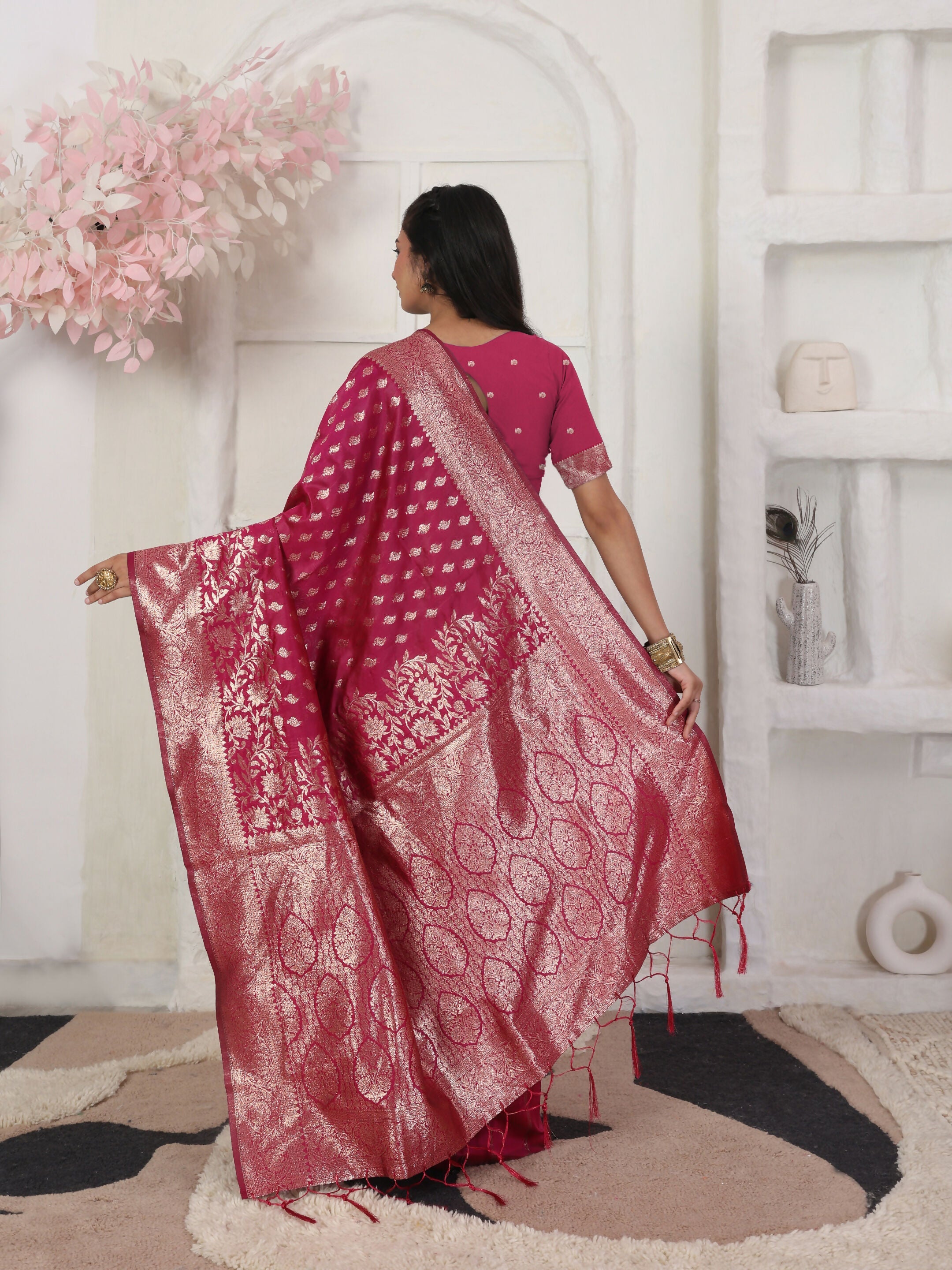 Lichi Silk Wine Saree with Matching Blouse Piece