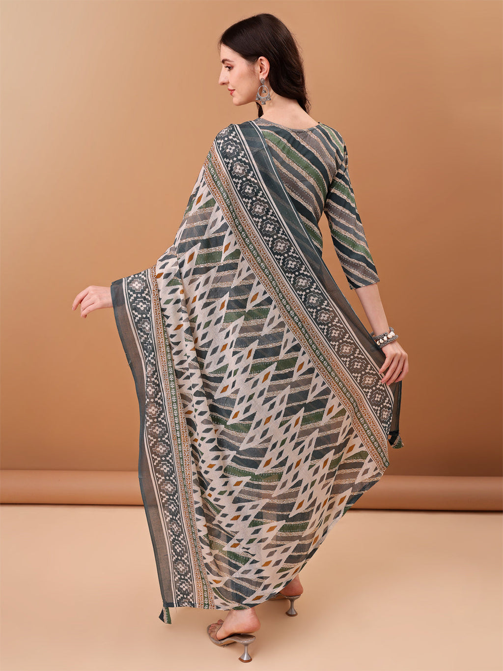 Grey Leheriya Printed Kurta Set with Embroidery and Dupatta