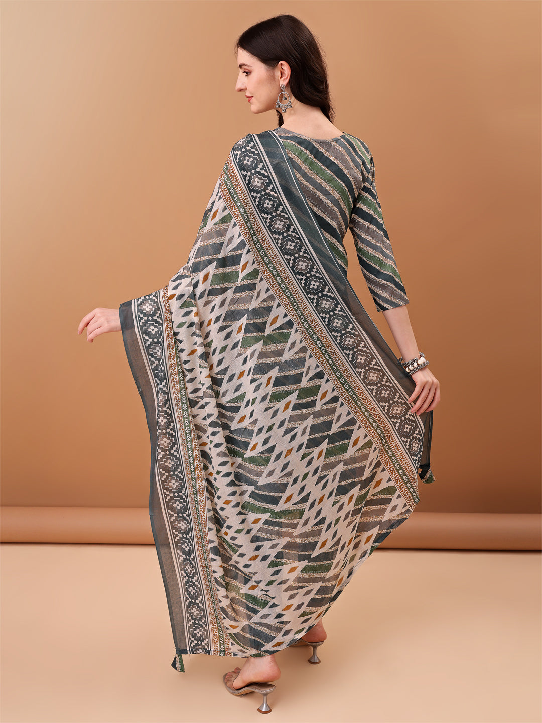 Grey Leheriya Printed Kurta Set with Embroidery and Dupatta