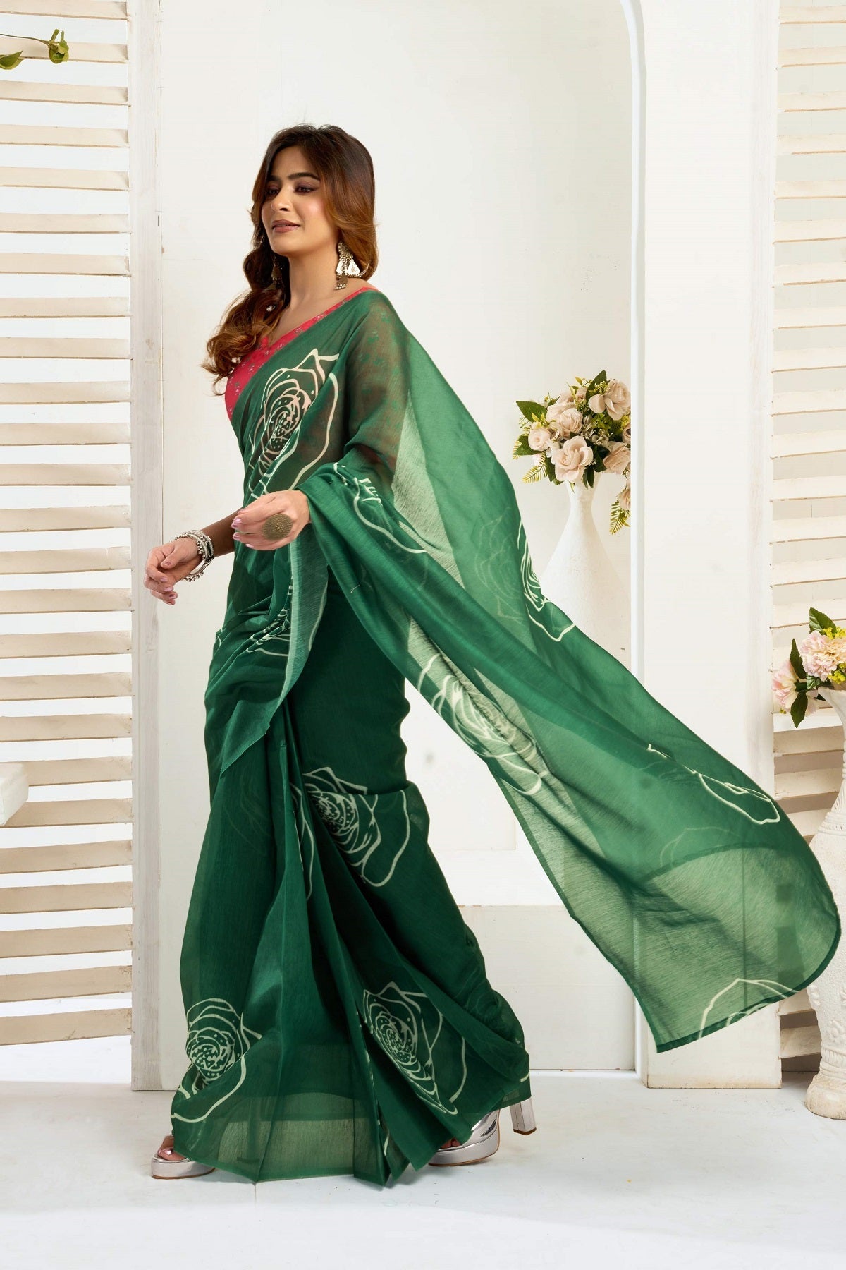 Green Printed Ready-To-Wear Linen Saree with Unstitched Blouse