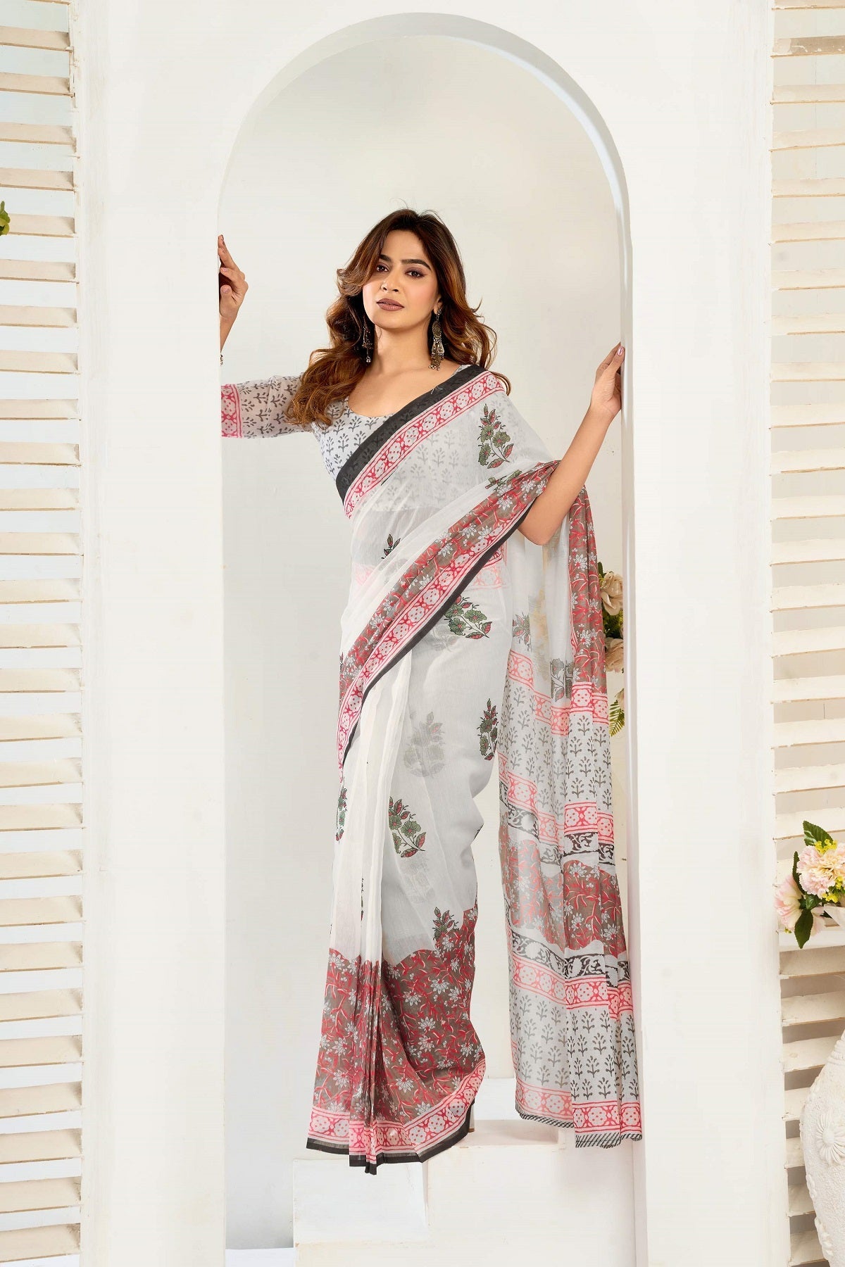 Ready to Wear White Printed Linen Saree for Party Occasions