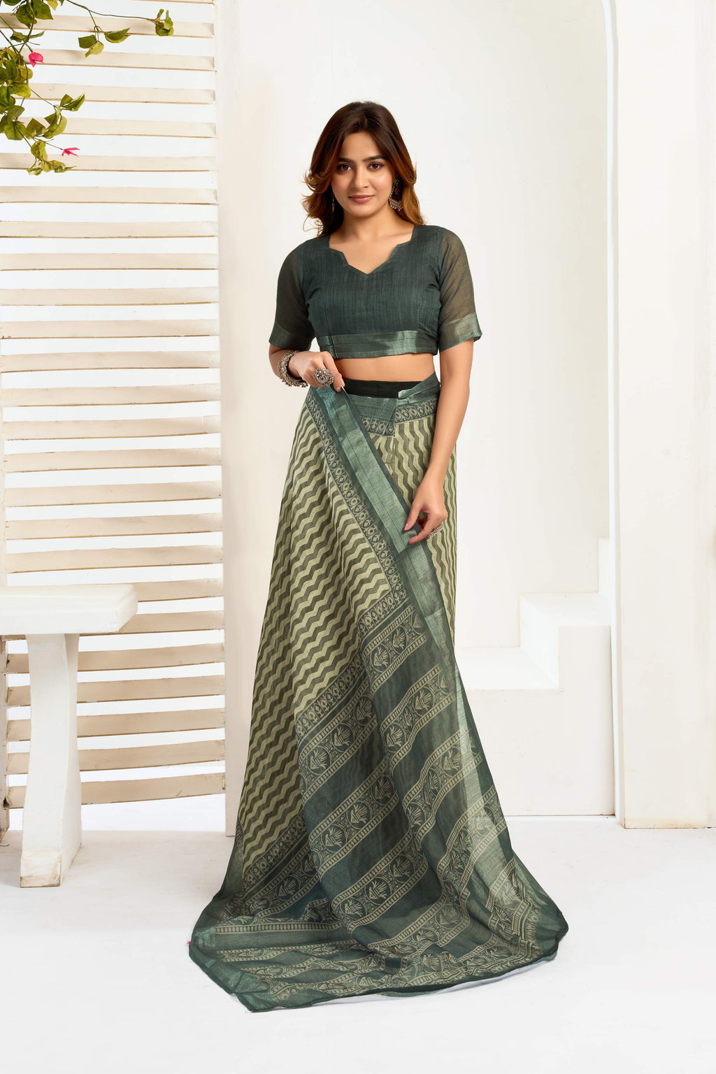 Dark Green Printed Linen Ready-To-Wear Party Saree
