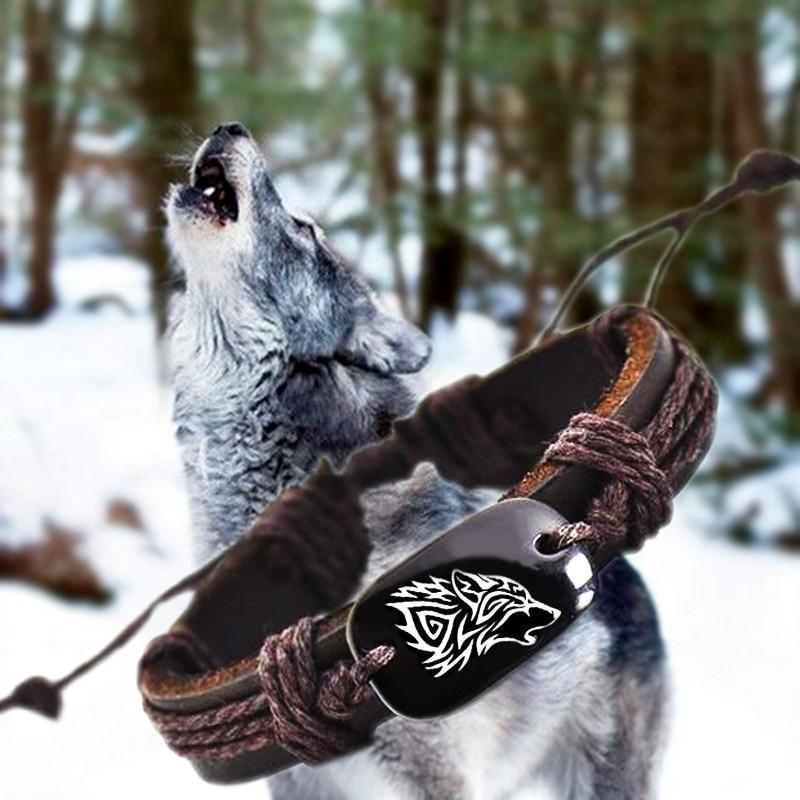 Artisan-crafted wolf head leather and rope bracelet with stainless steel clasp