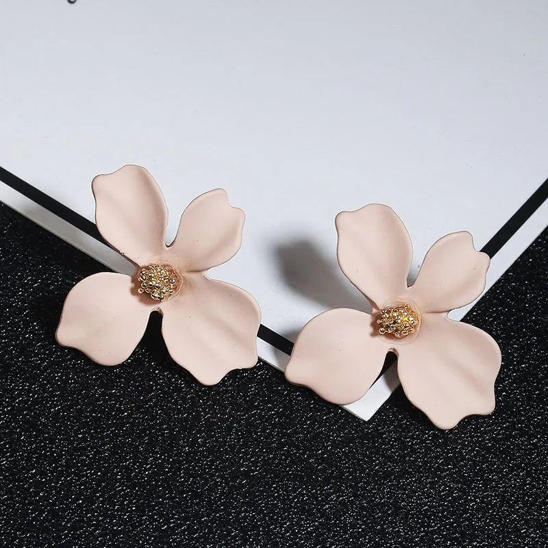 Korean Cute Small flower Stud Earrings For women fresh and sweet Statement Earring Girl 2019 Fashion Jewelry