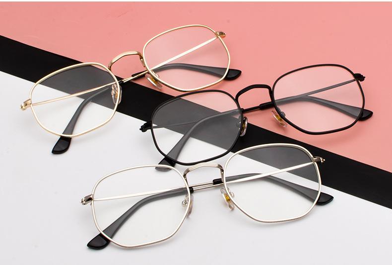 Vintage Square Pilot Sunglasses with UV400 Metal Frame