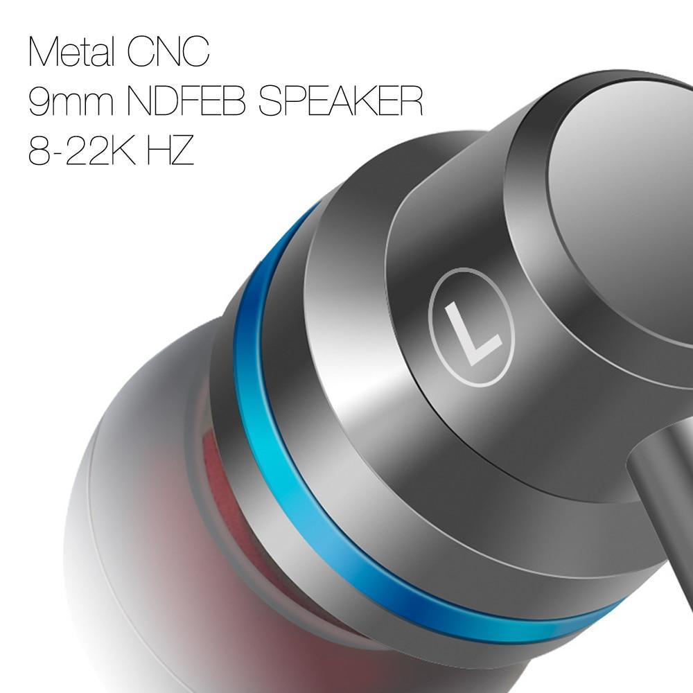 Wired Metal In-Ear Headphones with Microphone and Deep Bass