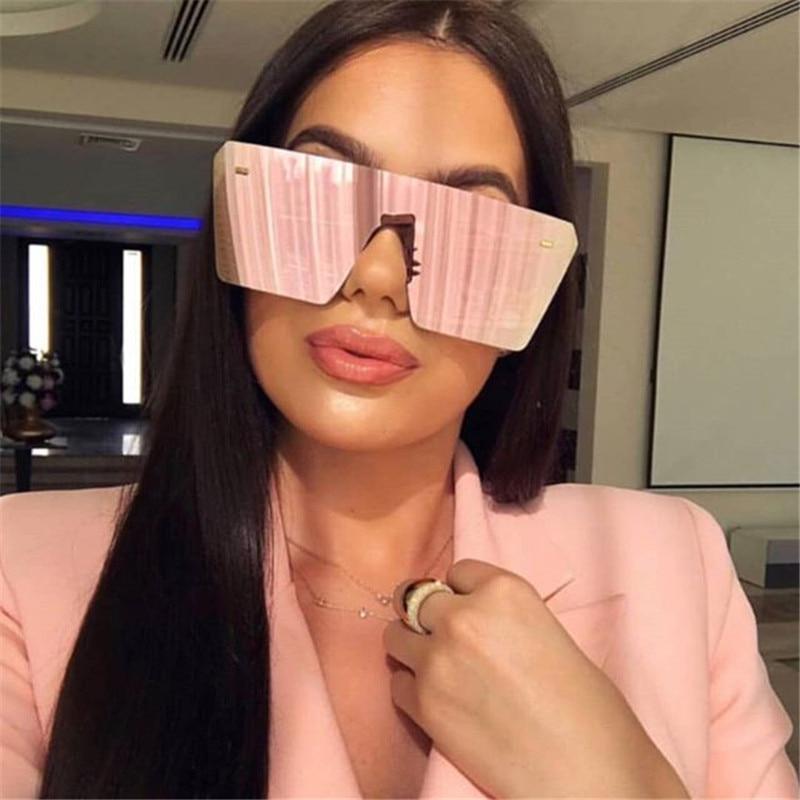 Modern Oversized Square Sunglasses with UV400 Protection