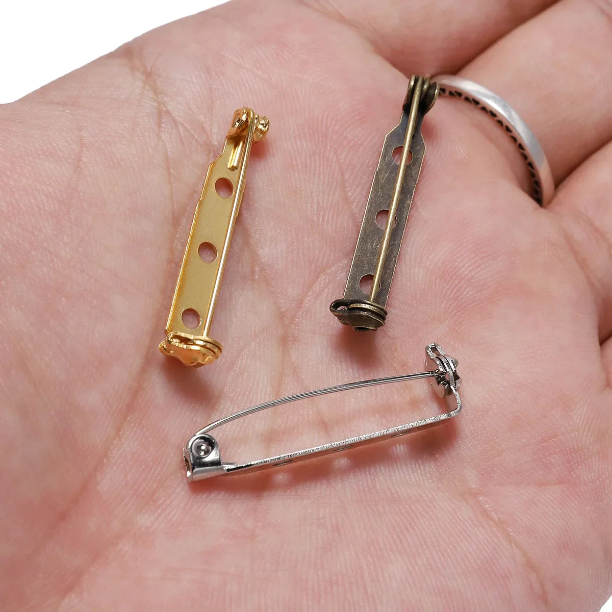 20-50pcs 20 25 32 38mm Brooch Clip Base Pin Blank Safe Lock Brooch Pin Base Badge Holder For DIY Jewelry Making Finding Supplies