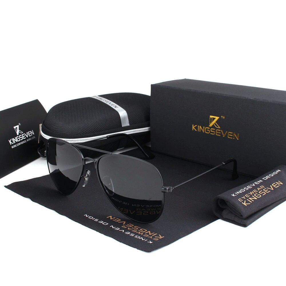 Retro Polarized Unisex Sunglasses with TriLenium Gold Lenses