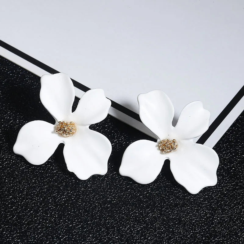 Korean Cute Small flower Stud Earrings For women fresh and sweet Statement Earring Girl 2019 Fashion Jewelry
