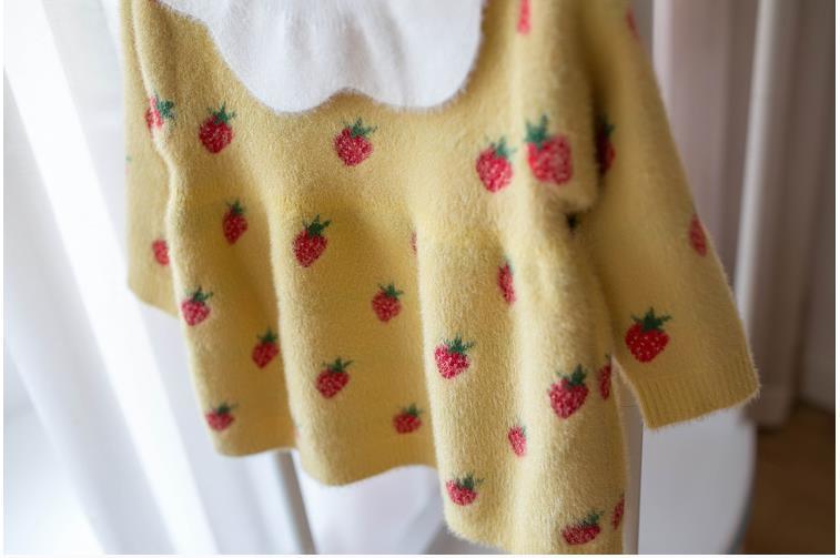 Retro Knit Sweater Dress for Baby Girls - Warm Polka Dot Vintage Look
