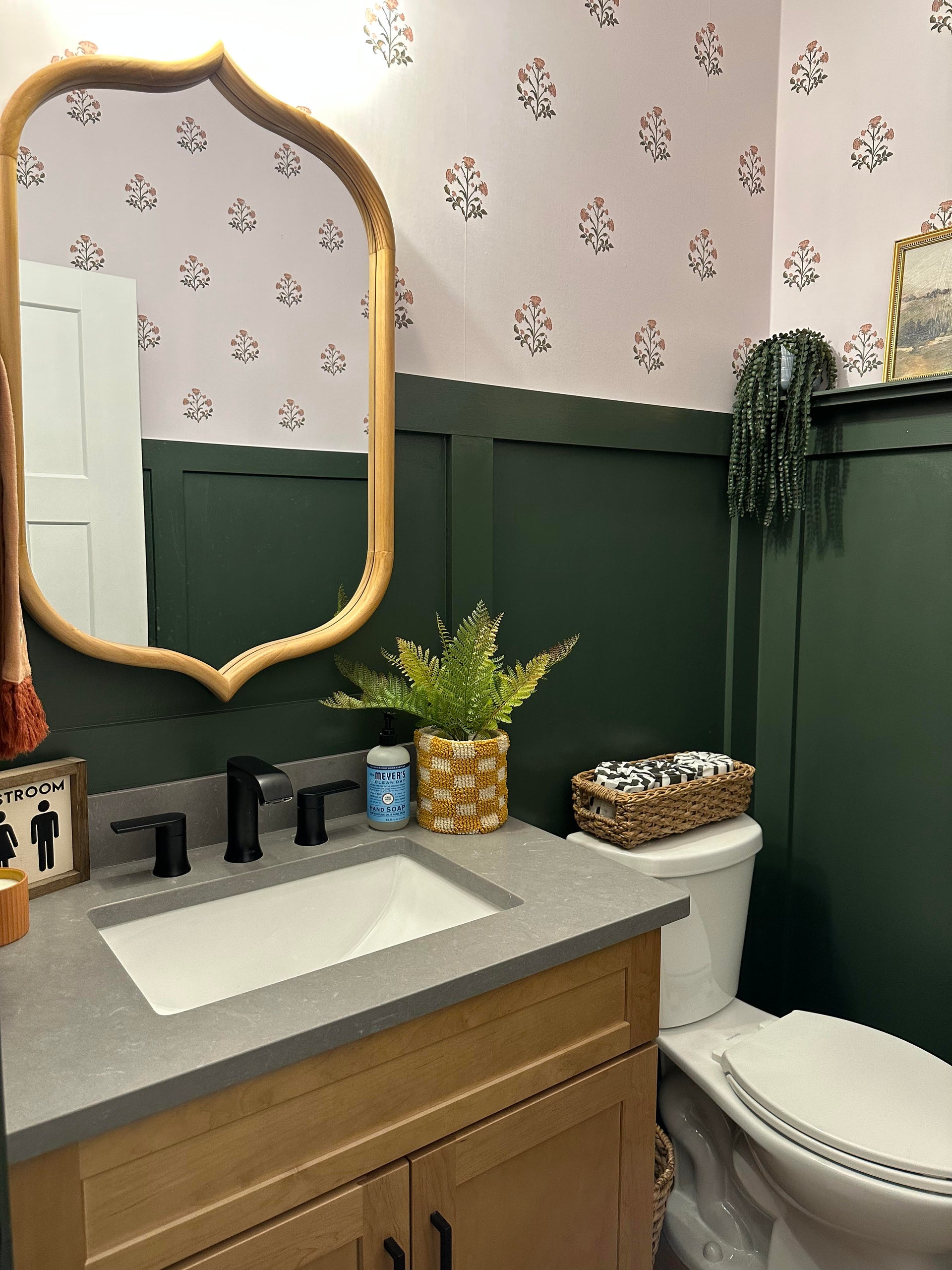 Ryia Floral Removable Wallpaper in Cream, Dusty-Pink and Muted-Green