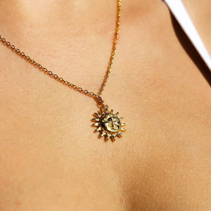 Bohemian Moon and Sun Face Pendant Necklaces Golden Minimalist Layered Coin Necklace For Women Men Jewelry Friendship Gift BFF