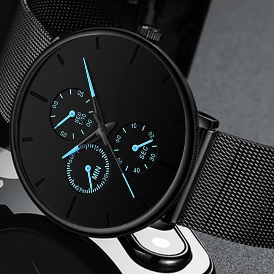 Minimalist Slim Mesh Quartz Watch for Men and Women in Black