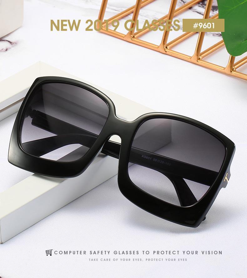 Oversized Square Gradient Sunglasses with UV400 Protection