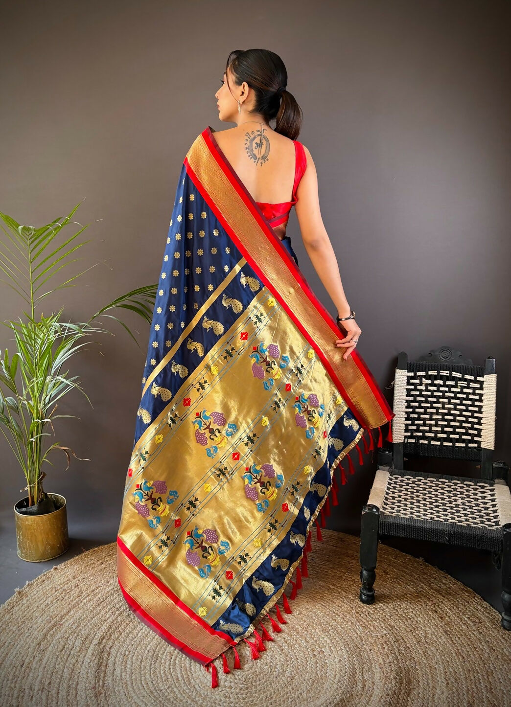 Red Kanchipuram Soft Silk Saree with Butti Work and Blouse Piece