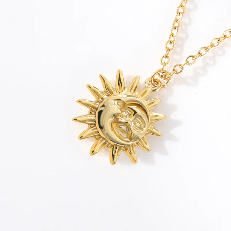 Bohemian Moon and Sun Face Pendant Necklaces Golden Minimalist Layered Coin Necklace For Women Men Jewelry Friendship Gift BFF