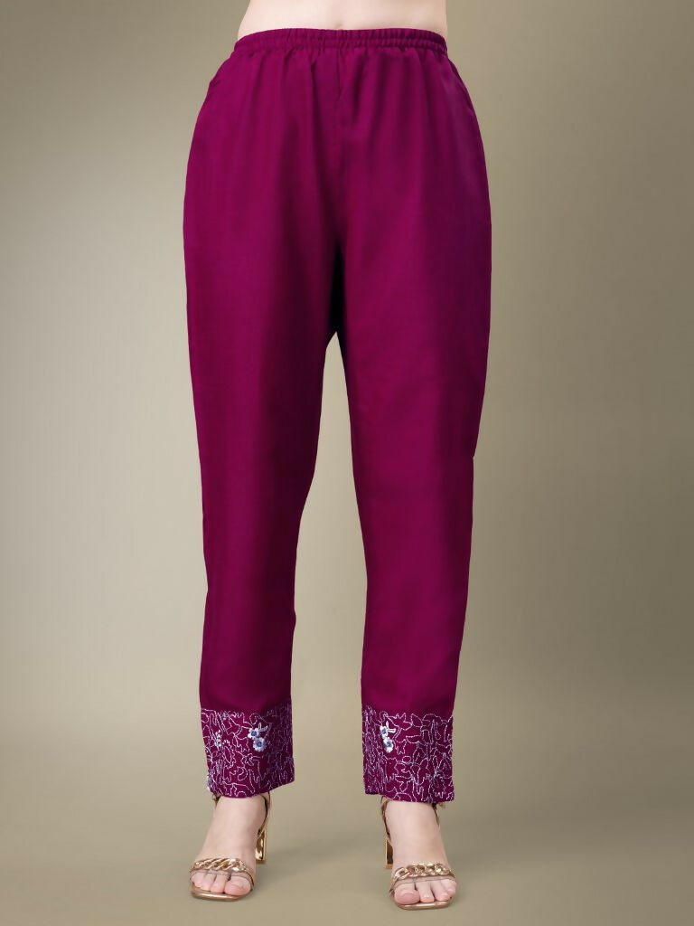 Women's Purple Cotton Blend Straight Kurta Set with Lace Work