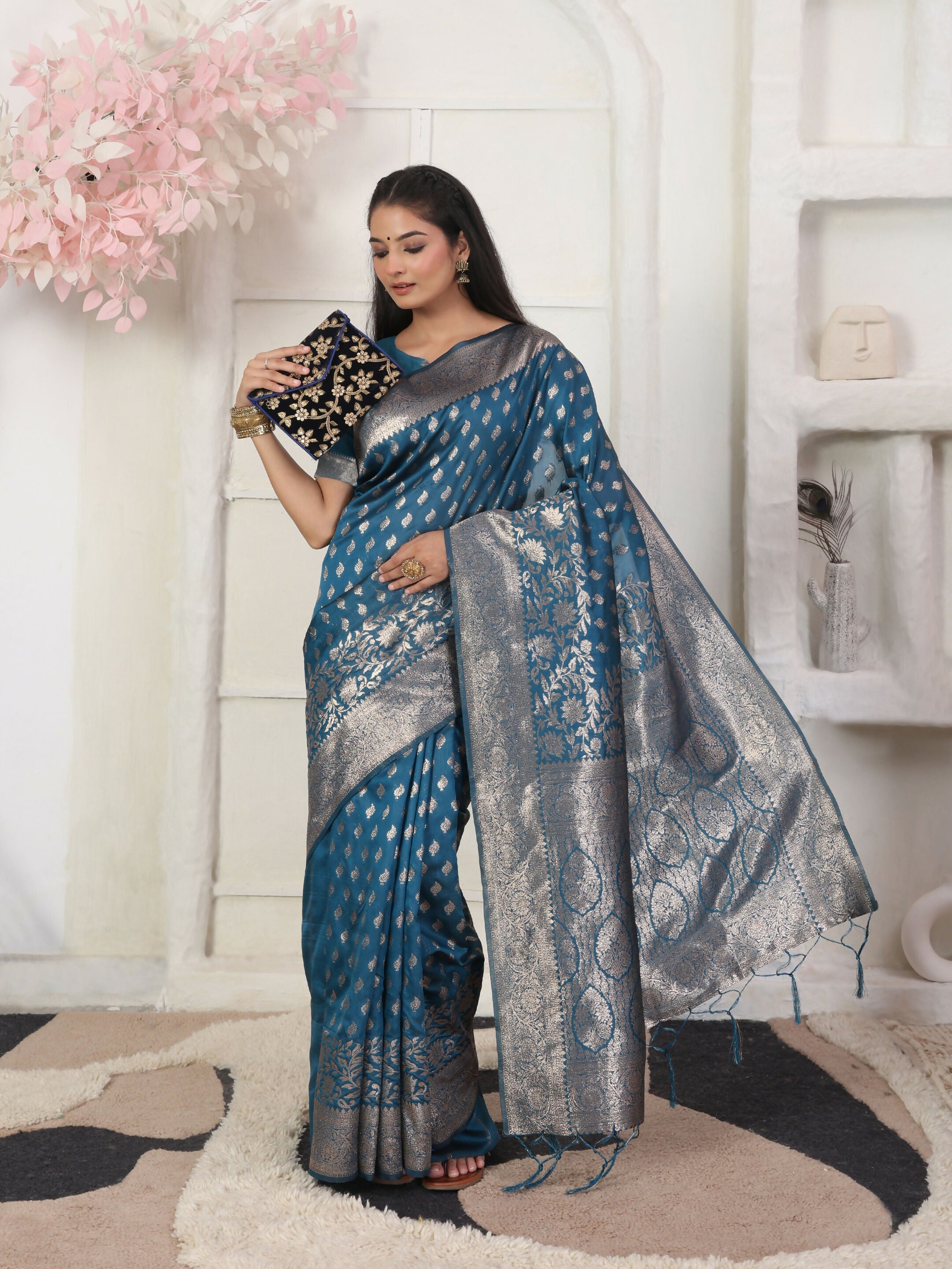 Light Pink Lichi Silk Saree with Matching Blouse Piece