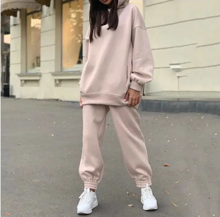 Women's Cozy Plush Hooded Sweatshirt and Joggers Loungewear Set - Image 9