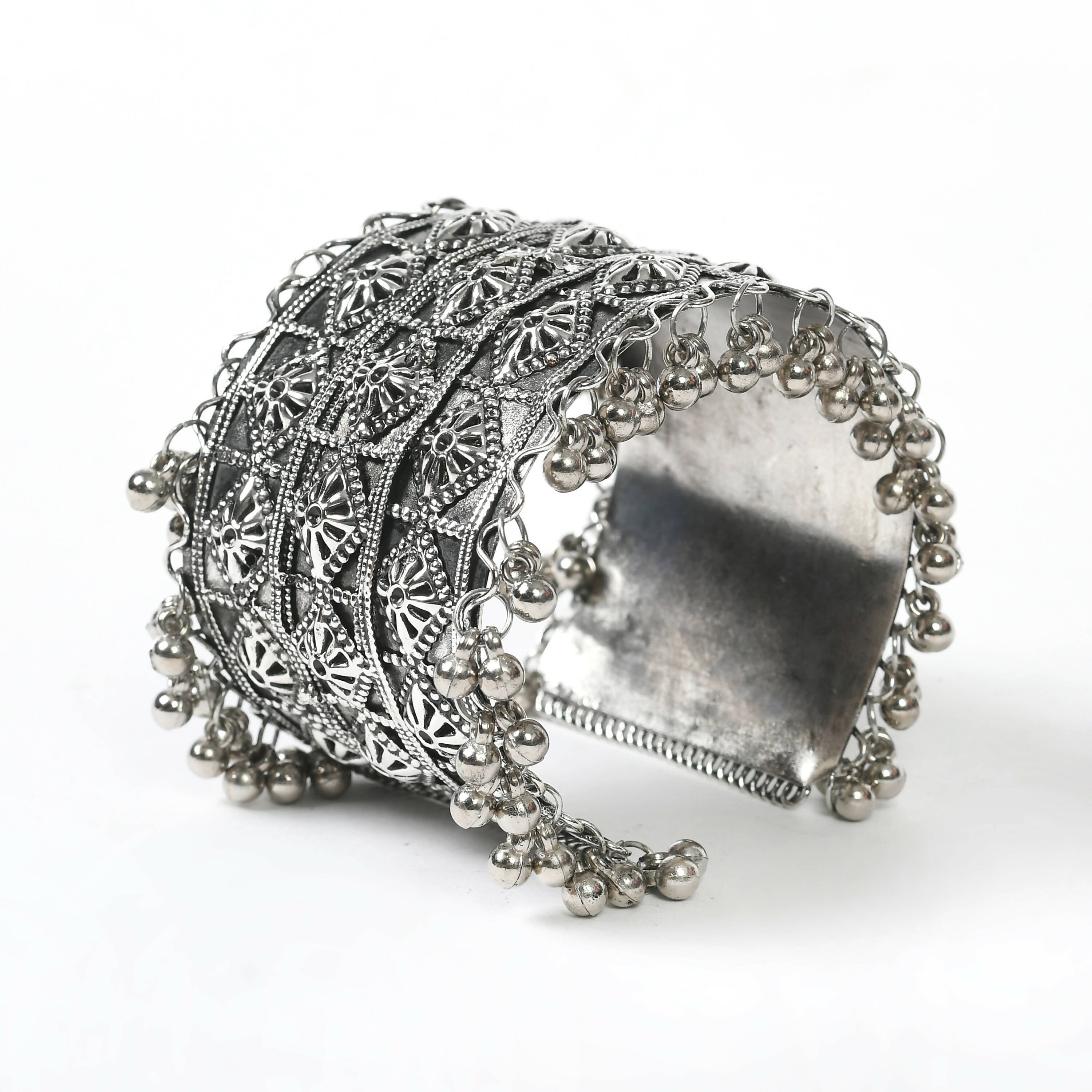 Joharkamal Oxidised Silver-Plated Ghungroo Handcraft Bracelet