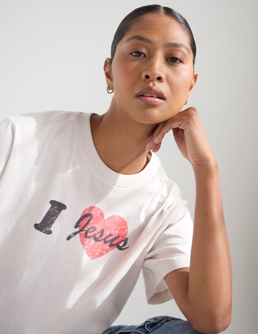 I Love Jesus Cropped Women's Tee - Off-White & Red Graphic Top