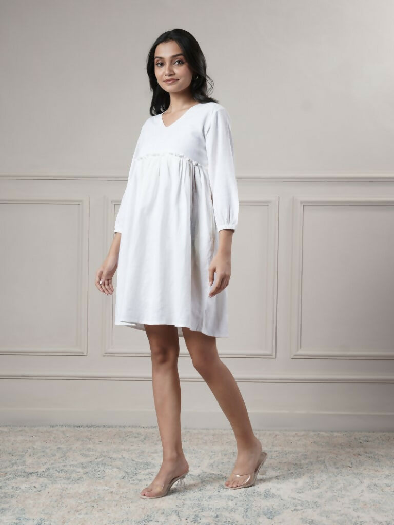 Women's White Short Dress with V-Neck and 3/4 Sleeves